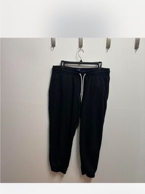 GAP Women's Black Drawstring Jogger Cropped Sweatpants